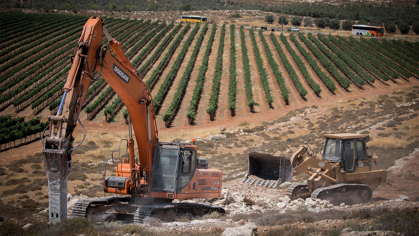 בניית היישוב עמיחי בעמק שילה המיועד למפוני עמונה 20 ביוני (צילום: יונתן זינדל/ פלאש 90).