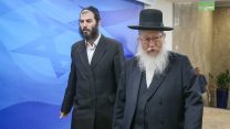 שר הבריאות יעקב ליצמן מגיע לישיבת הממשלה 25 ביוני (צילום: מארק ישראל שלם/ פלאש 90).