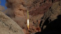 טיל קרקע- קרקע איראני (צילום ארכיון:AP Photo/Fars News Agency, Omid Vahabzadeh).