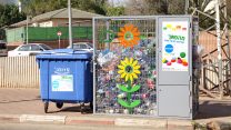 מתקן מחזור בקבוקי פלסטיק (צילום:  Opachevsky Irina / Shutterstock).