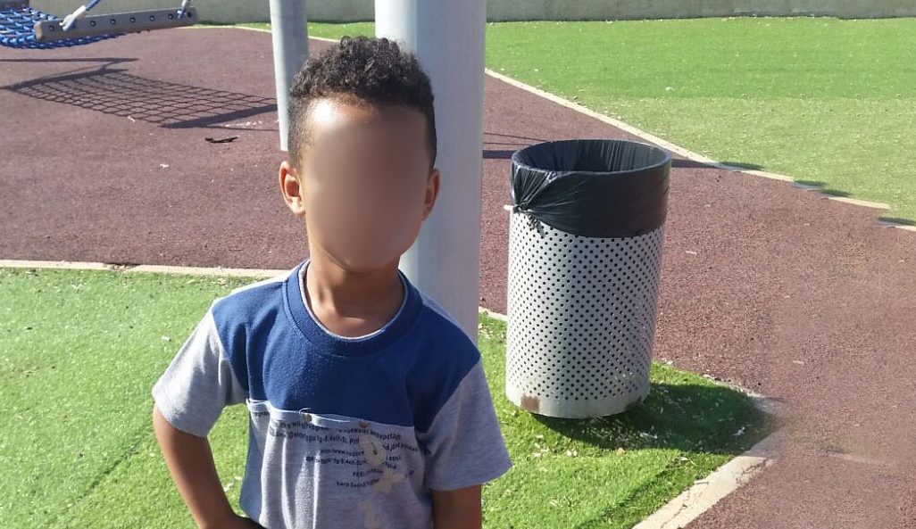 תמונת הילד שנעדר באזור כלנית כפי שהופצה על ידי המשטרה, 14 ביולי 2017 (ללא קרדיט)