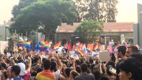 הפגנה בעד שוויון באימוץ לקהילה הגאה (צילום: אבי אבו זנייד).