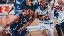 יובל זוסמן במדי נבחרת ישראל (צילום: איגוד הכדורסל)