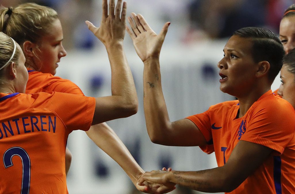 שחקניות נבחרת הולנד (AP Photo/John Bazemore)