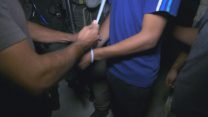במבצע מעצרים מחוזי נעצרו הלילה 33 חשודים שלקחו חלק פעיל בהפרות הסדר בשבועיים האחרונים במזרח ירושלים (צילום: דוברות המשטרה)