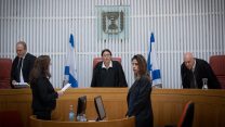 שופטי בית המשפט העליון (צילום: יונתן זינדל/ פלאש 90)