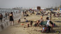 חוף הים באשדוד (צילום ארכיון: גרשון אליסון/ פלאש 90)