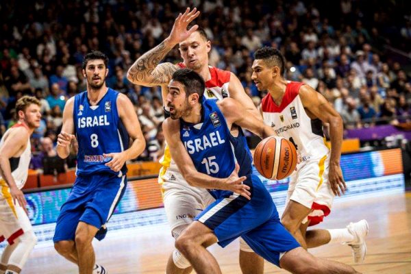 ישראל גרמניה  בכדורסל (צילום: עודד קרני).