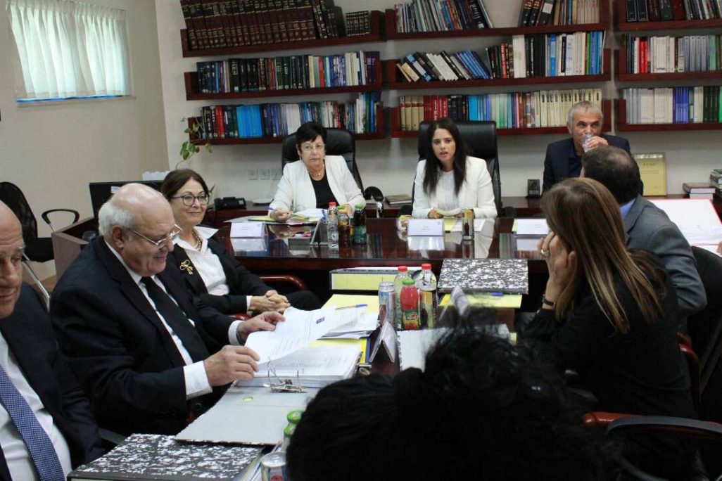 הוועדה למינוי שופטים בהכרזה על מינוי אסתר חיות לנשיאת בית המשפט העליון (צילום: דוברות שרת המשפטים)