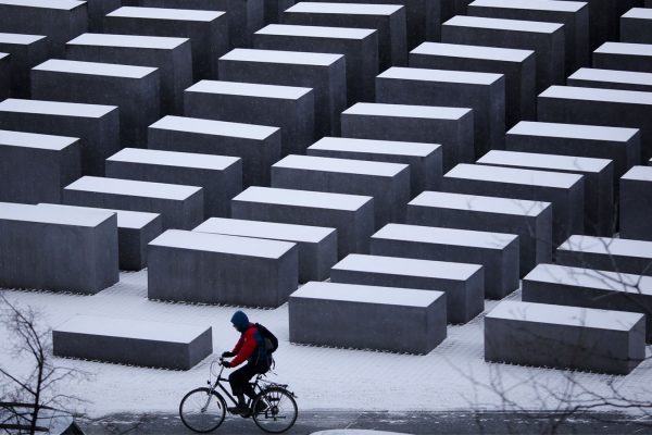 אנדרטת השואה בברלין (AP Photo/Markus Schreiber)
