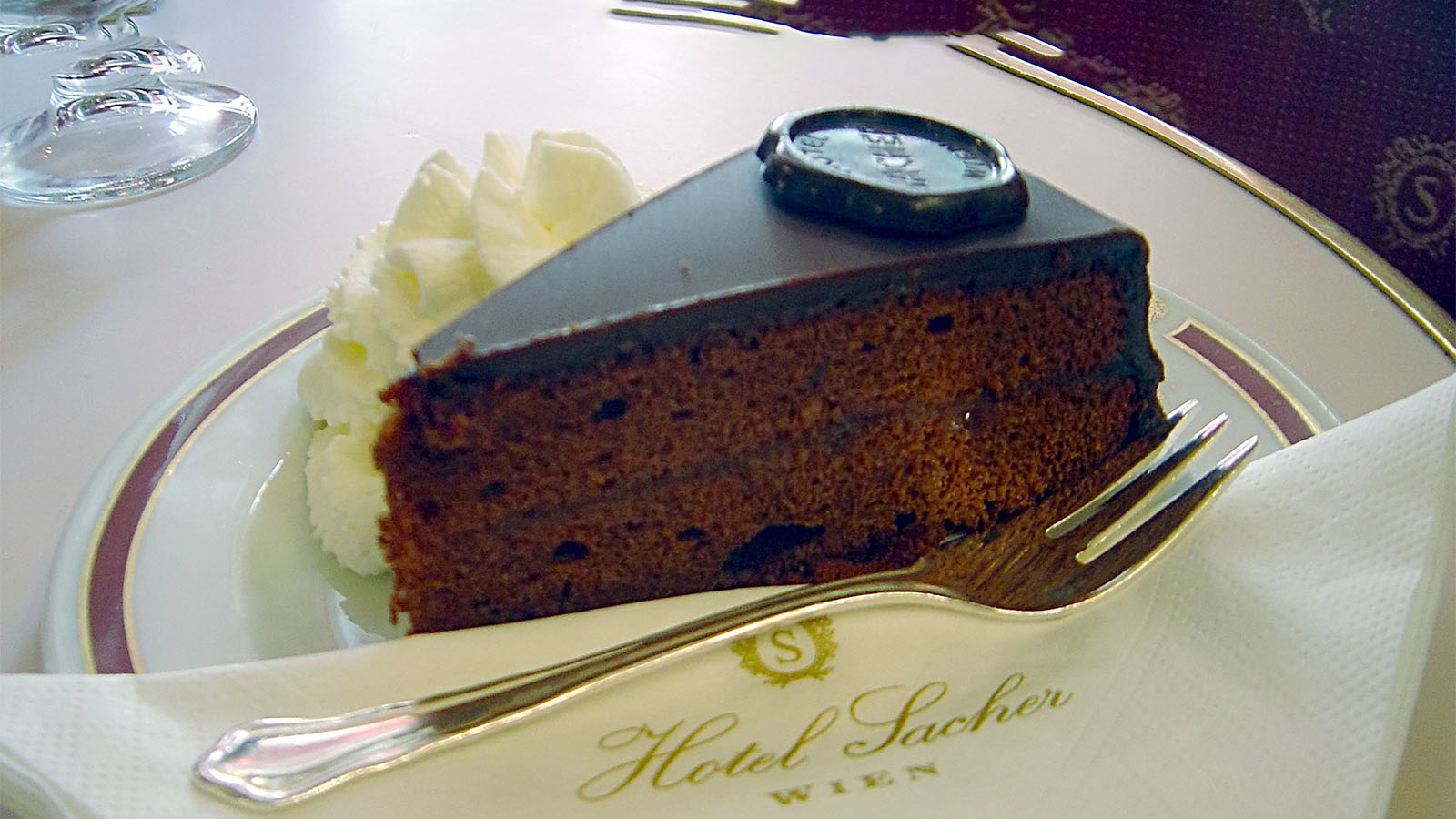 50 שנות מאבק. עוגת ה&quot;זאכרטורטה&quot; (צילום: David Monniaux/ ויקימדיה)