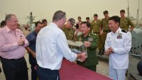 הגנרל Min Aung Hlaing בביקור בבסיס חיל הים באשדוד (צילום מסך מתוך דף הפייסבוק של הגנרל Min Aung Hlaing שצורף לעתירה).