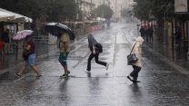 גשם בירושלים (צילום: יונתן זינדל/ פלאש 90)