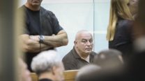 ח"כ לשעבר מיכאל גורולובסקי בבית המשפט לאחר שנעצר בחשד למעורבות בפרשת נתיבי ישראל, 2 בנובמבר 205 (צילום: פלאש90)