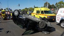 זירת התאונה סמוך לסינמה סיטי בראשון לציון 26.5.17 (צילום: מד"א)