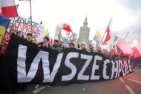 צעדת העצמאות בפולין שהפכה למפגן עצמה של הימין הקיצוני , 10 לספטמבר 2017  (צילום:  Agencja Gazeta/Adam Stepien via REUTERS).