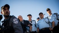 המפכ"ל רוני אלשיך ביום ירושלים ליד שער שכם (צילום: יונתן זינדל / פלאש90)