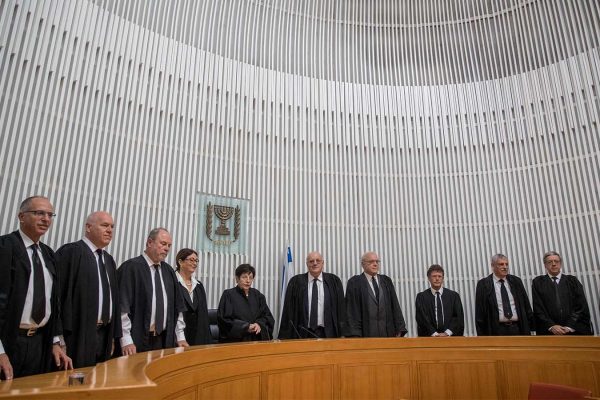 שופטי בית המשפט העליון בטקס הפרישה של נאור (צילום: יונתן זינדל/ פלאש 90)