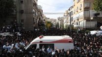 מסע ההלוויה של הרב אהרון לייב שטיינמן, 12 בדצמבר 2017. (צילום: יונתן זינדל/ פלאש 90)