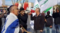 עובדי טבע ותומכים מפגינים בשוק מחנה יהודה בירושלים (באדיבות דוברות ההסתדרות)