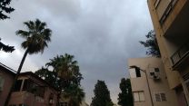 שכונת הדר בחיפה בזמן הסופה 19 בינואר (צילום: יאיר ויטמן)