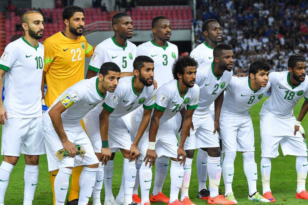 נבחרת סעודיה בכדורגל (mooinblack / Shutterstock.com)