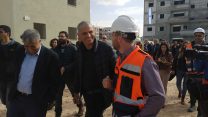 שר האוצר לשעבר משה כחלון מגיע לפרויקט מחיר למשתכן באופקים (צילום: עמר כהן)