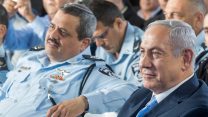 ראש הממשלה בנימין נתניהו ומפכ״ל המשטרה רוני אלשיך (צילום: באסל עווידאת / פלאש 90)