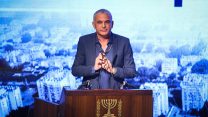 "בינתיים מורשתו של שר האוצר כחלון נתקעת בתוכנית מחיר למשתכן ובתוכניות להוזלת מקררים ובגדי תינוקות". שר האוצר משה כחלון . Photo by Flash90