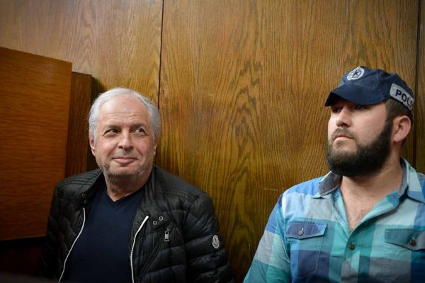 שאול אלוביץ' בדיון בבית משפט להארכת מעצרו בפרשת 4,000. 22 בפברואר 2018 (צילום: פלאש90)