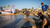 בניית בית בגוש עציון 30 בנובמבר 2017 (גרשון אלינסון / פלאש90)