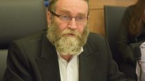 יו״ר ועדת הכספים משה גפני (צילום: עמר כהן).