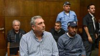 ניר חפץ אלי קמיר ושאול אלוביץ' בדיון בבית משפט להארכת מעצרו בפרשת 4,000. 26 בפברואר 2018 (צילום: פלאש90)