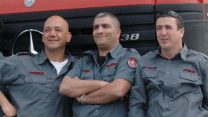 כבאים בבית שמש (צילום: גיא אסייג / פלאש 90).