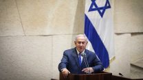 בנימין נתניהו בנאום בכנסת (צילום: מרים אלטשר/ פלאש90)
