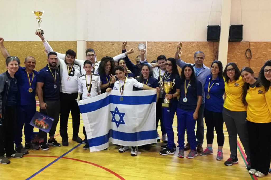 נבחרות הכדור שער נשים ונערים של ישראל בטורניר בליטא (צילום: הוועד הפראלימפי)