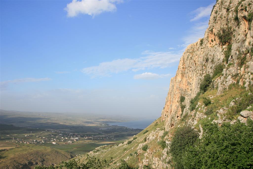 מצוק הארבל (צילום: יורם שפירר)