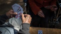 מרכז תרבות לקשישים. למצולמים אין קשר לכתבה (דניאל שטרית  פלאש90)