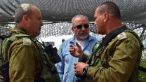 תמונות שר הביטחון, אביגדור ליברמן, מביקורו בעוטף עזה, 20 באפריל 2018 ( אריאל חרמוני, משרד הביטחון)