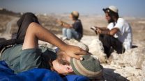 נוער גבעות. למצולמים אין קשר לכתבה (מתניה טאוסיג  פלאש90)