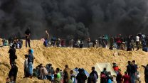 עימותים בין מפגינים פלסטינים לחיילי צה"ל בגבול רצועת עזה, מזרחית לחאן יונס, 28 באפריל 2018 (עבד רחים כתיב  פלאש90)