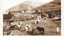 חלוצים בקיבוץ עין חרוד, בין 1920 ל-1925 (המוזיאון לראשית ההתיישבות בעמק - קיבוץ יפעת, ויקימדיה)
