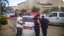 ירי מקלעים לעבר בתים בשדרות (צילום: אופיר ממן).