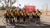 קבוצת 'כן ולא' אופני טנדם כביש במסע לאילת (צילום: יאיר צוקר)