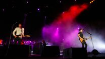 להקת Snow Patrol בהופעה (צילום: Gustavo Miguel Fernandes / Shutterstock.com)