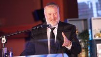 היועץ המשפטי, עו"ד אביחי מנדלבליט, בכנס לשכת עורכי הדין באילת (צילום: ליאב פלד)