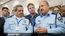 ניצב ג'מאל חכרוש ומפכ"ל המשטרה אלשיך. פברואר 2018 (צילום: מרים אלטשר/ פלאש90)