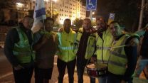 עובדי נמל אשדוד מחוץ לבית הדין הארצי לעבודה, מאי 2018. (צילום: ניצן צבי כהן)