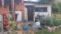 הפגיעה בחצר של בית ובמחסן במועצה האיזורית אשכול. צילום: ביטחון אשכול