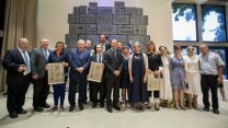 מקבלי פרס האחדות בבית הנשיא בירושלים (צילום: אביתר ניסן).